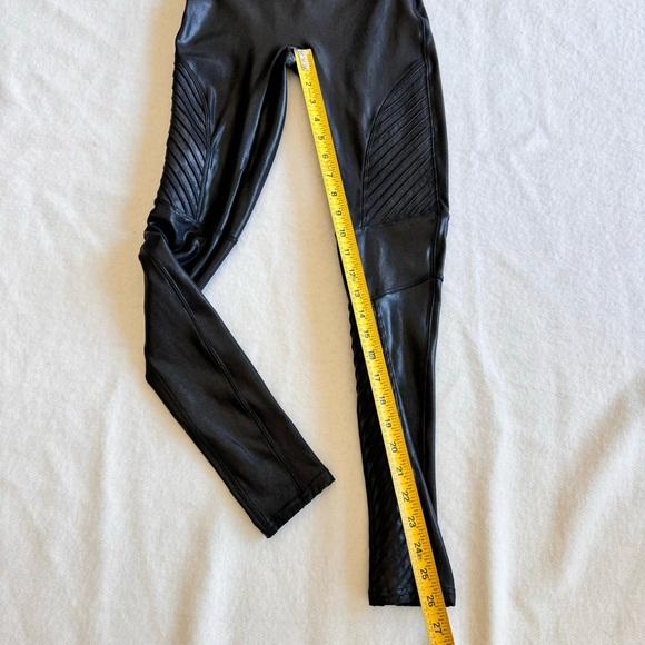Spanx Black Faux Leather Moto Leggings Size S - Picture 6 of 9